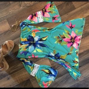 Adorable NWOT Strapless Tropical Dress